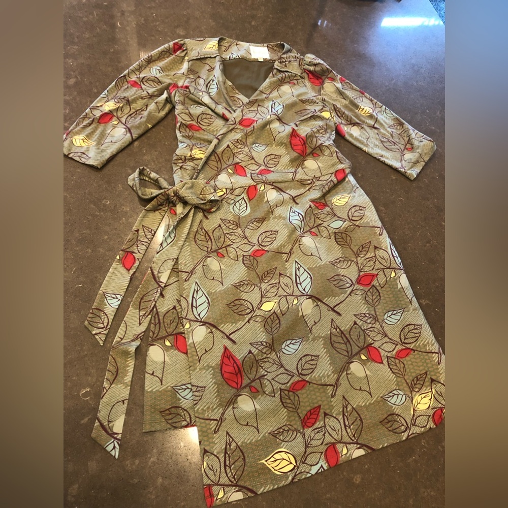 Modcloth Lighthearted Fall Leaf Wrap Dress Plus Size 1x  3/4 Sleeve